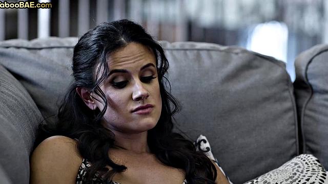 Bigbooty babe passionately analpounded by her BF on the couch