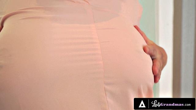 LUSTY GRANDMAS - Hot Granny Wants That Fresh Cock Inside Her Vintage Pussy!