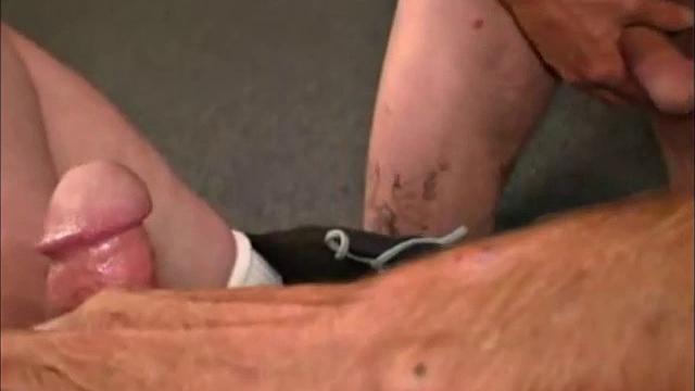 It was just by chance that I happened upon Robby. His health is starting to fail, but he's still as feisty and sexy as ever.