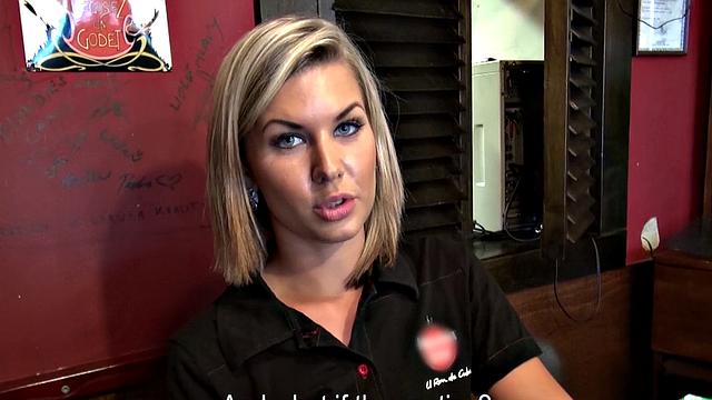 Blonde slut with trimmed pussy gets laid by the bartender