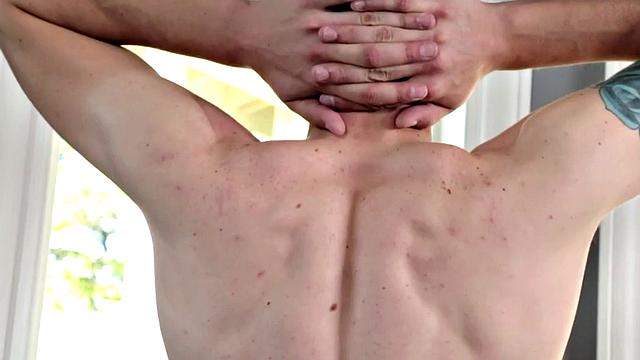 Amateur jock teases body and jerks in close-up for cumshot