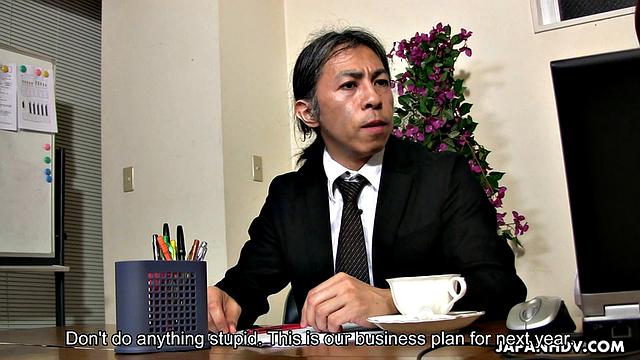 It's hard to resist amazing honey Tsubaki