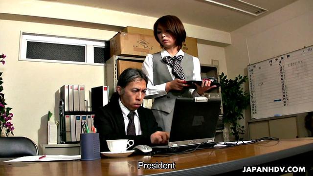 It's hard to resist amazing honey Tsubaki