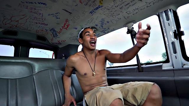 Fooled amateur Asian sucked by gaydaddy in public van