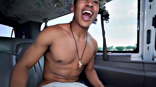 Fooled amateur Asian sucked by gaydaddy in public van