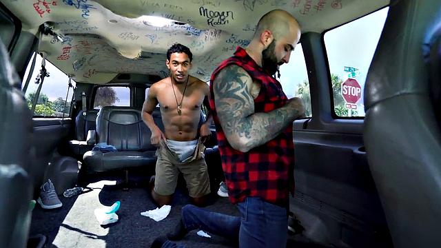 Fooled amateur Asian sucked by gaydaddy in public van