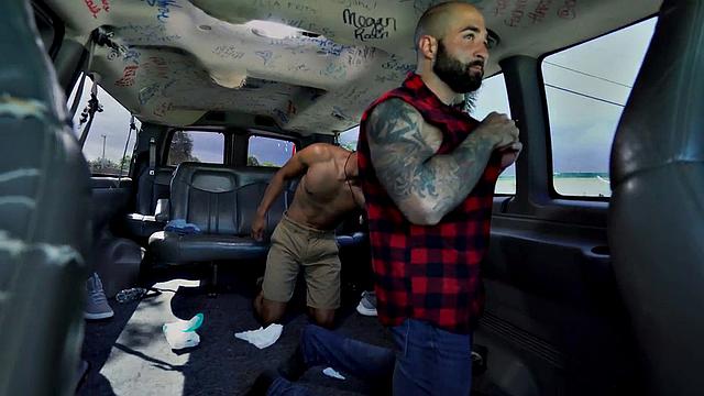 Fooled amateur Asian sucked by gaydaddy in public van