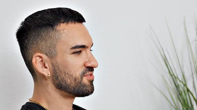 Amateur solo jock jerks off and cums after casting