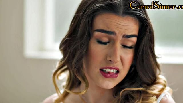 Cockhungry babe gets doggystyle fuck