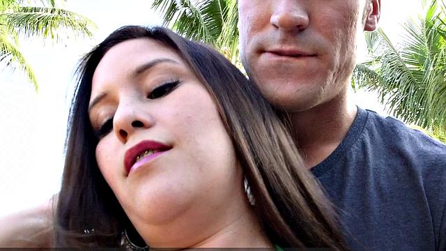 Sweet Young Thing's Poolside Pounder