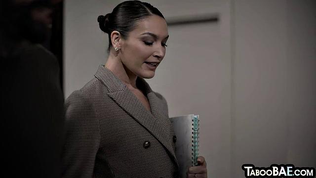 Две страстные девушки делают минет и ласкают друг друга втроём с парнем.