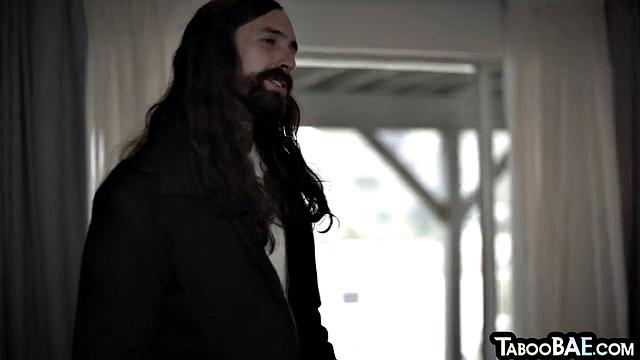 Две страстные девушки делают минет и ласкают друг друга втроём с парнем.