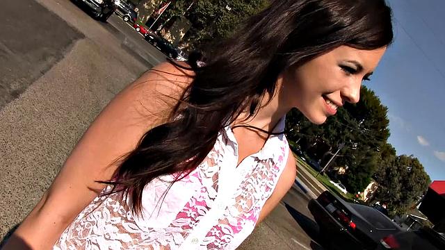 LICENSED TO BLOW - Veronica Radke Gets My Pussy Grabbed by His Hard Dick