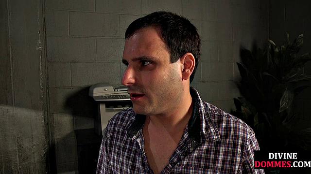 Big-titted femdom fisting hardtied sub