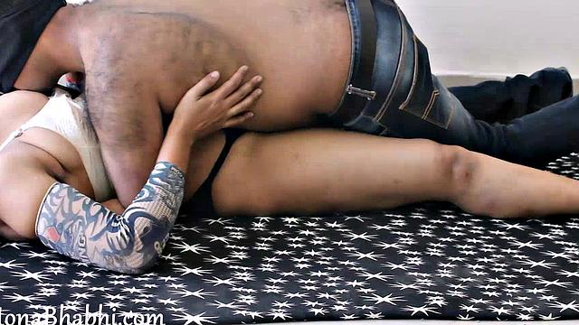 Best Ever Hot Desi Bhabhi Real Pussy Sex