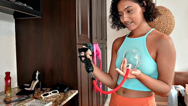 Big stepsis fucked by stepbrother in wet pussy