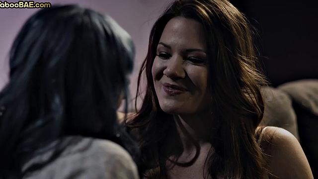 Big Lesbo MILF tribbing with GF