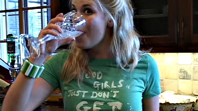 Little Summer with Natural Breast has Hot Orgasm