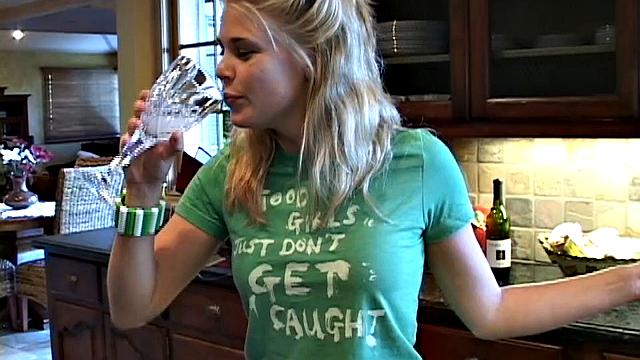 Little Summer with Natural Breast has Hot Orgasm