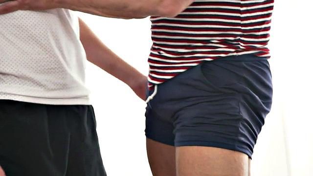 Petite twink bareback banged by muscled DILF