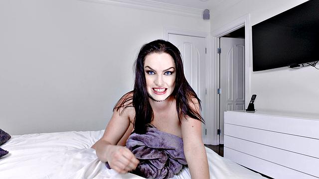 Stepdaughter Does It For Cam