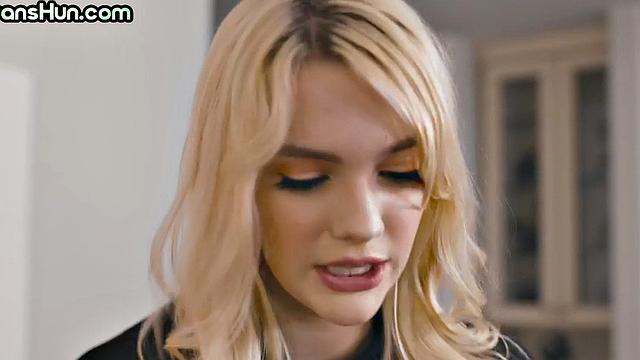 TS boss bangs small-titted secretary in office after 69 pose