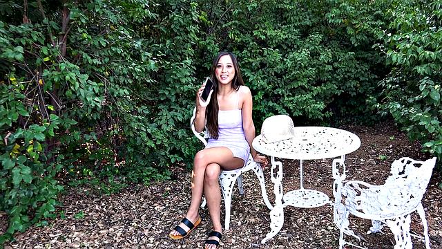 Sexy Filipina Comes Back