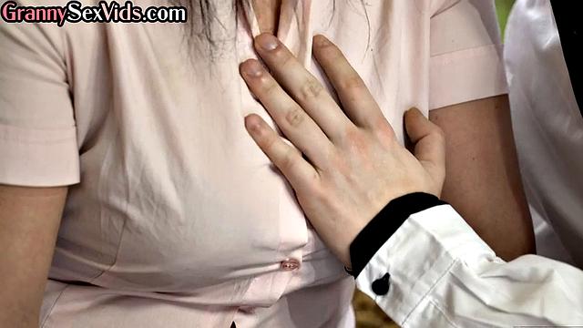 Cockhungry GILF pounded by young cock