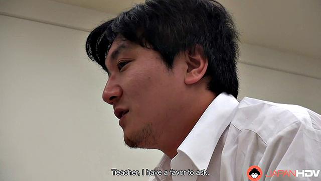 Kaho Miyazaki заводит зрелых мужиков своим страстным телом