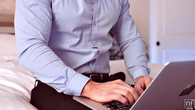 For Your Attention - S13:E10