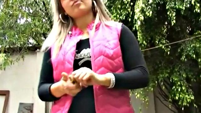 Petite teen fucked after giving head