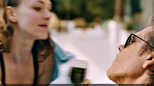 Amanda Seyfried scenes