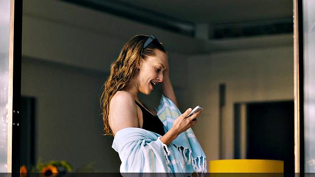 Amanda Seyfried scenes