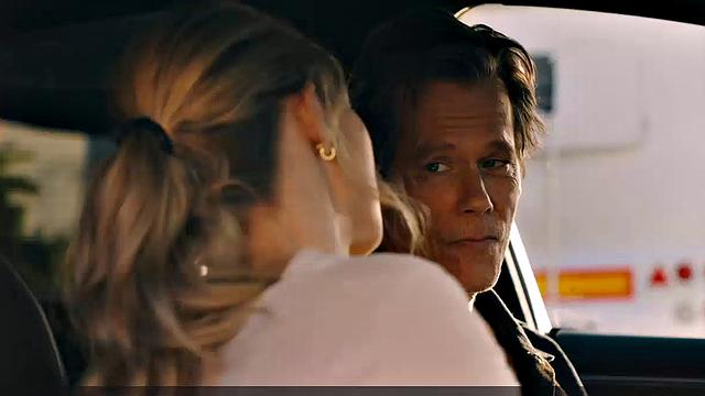 Аманда Сейфрид соблазняет в откровенных эротических сценах