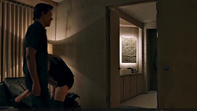 Amanda Seyfried scenes