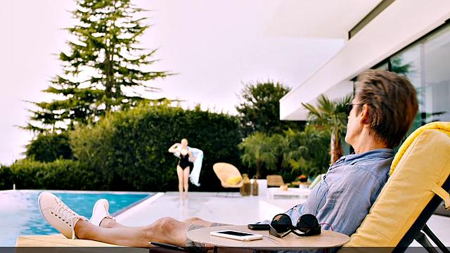 Amanda Seyfried scenes