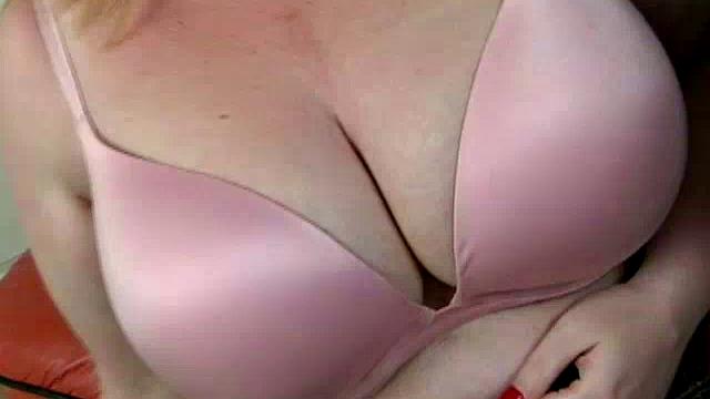 Pretty BBW Nichole Fucks Her Neighbor