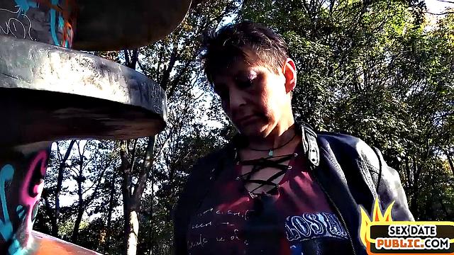 German public mature banged outdoor by sex date guy