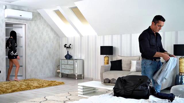 Never Leave My Bed - S45:E16