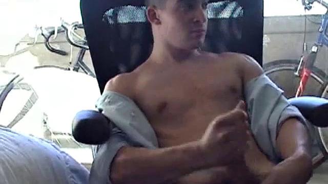 Straight Boy Darrell Jerking
