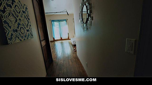 Late Night Stepsister Masturbating