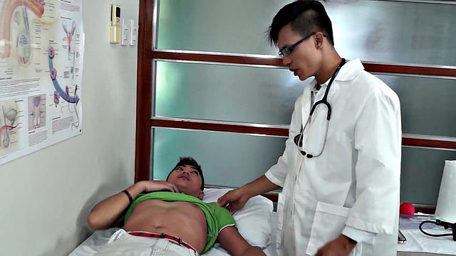 Asian breeding by doctor after exam
