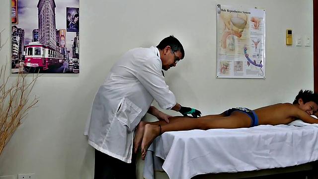 Asian skinny twink banged by white doctor