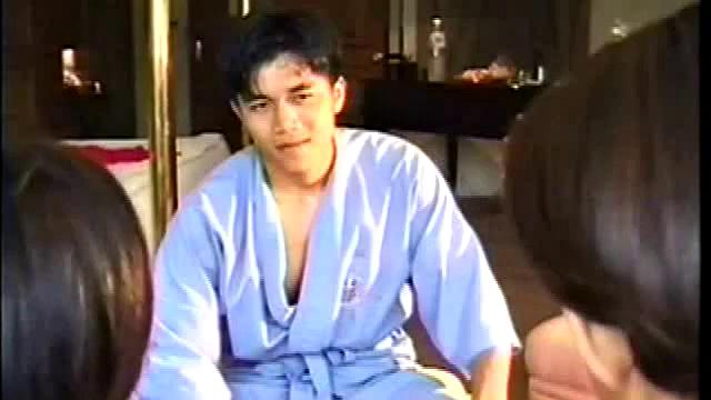 Asian twinks giving head while breeding in trio for jizz