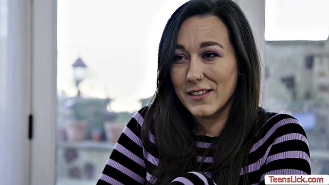 pussy licking in our first formal date