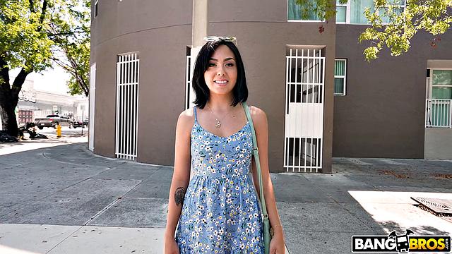 Bianca Loves to Bang