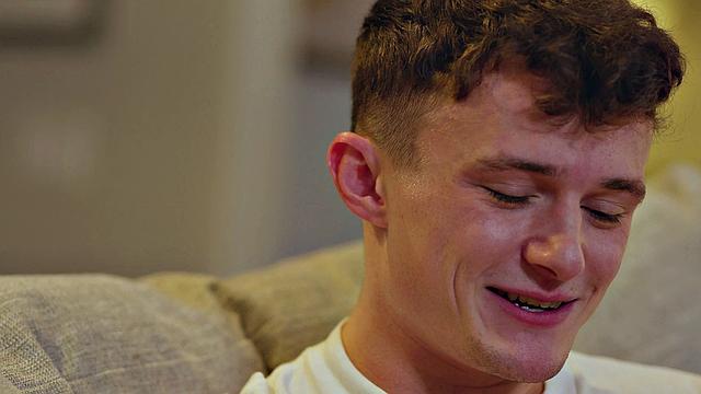 сводные братья не могут устоять друг перед другом