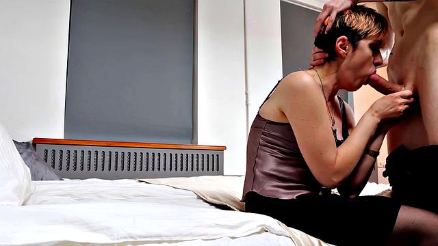 TUTOR4K. Proper sex motivates tutor to forget about literature