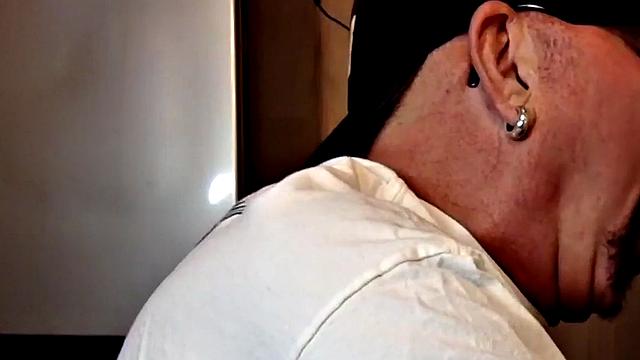 Mouthjizzed gloryhole DILF sucks POV rod in closeup