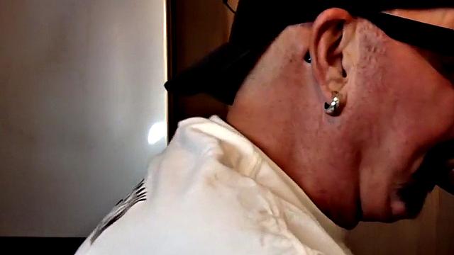 Mouthjizzed gloryhole DILF sucks POV rod in closeup